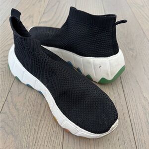 Zara Black Knit Slip-On Sneakers